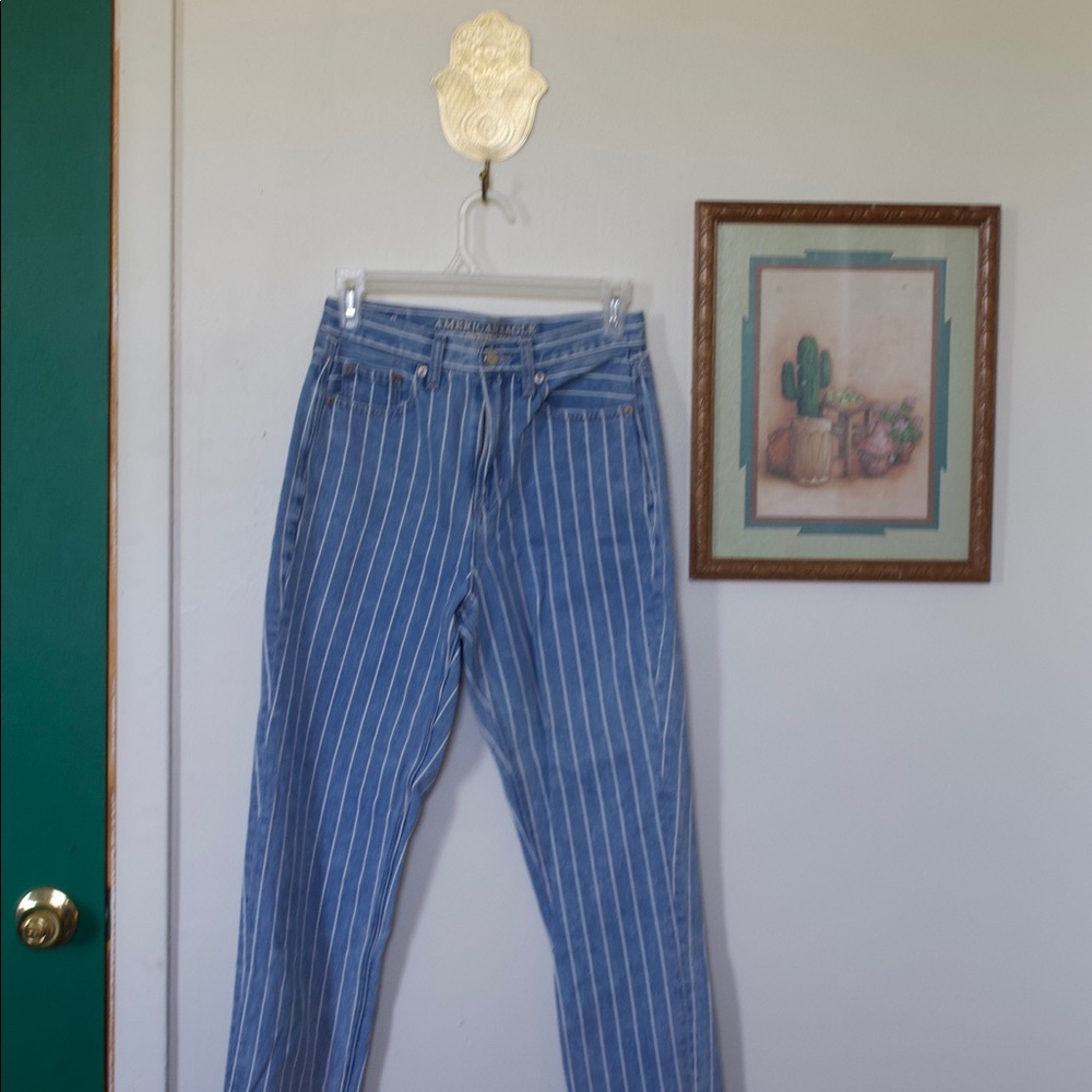 Stripped Mom Jeans made by American Eagle (Size 0)